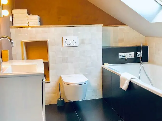 Maison D'architecte En Plein Cœur D'honfleur Avec Bain Nordique Honfleur